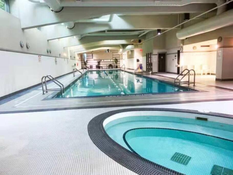 Downtown 3Br/2Ba+Views+Skytrain+Free Parking Apartment Vancouver Luaran gambar